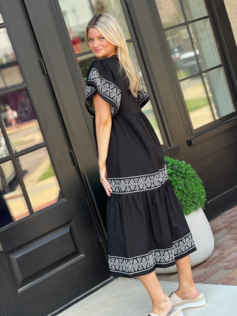 Boho Vibes Midi Dress- Black